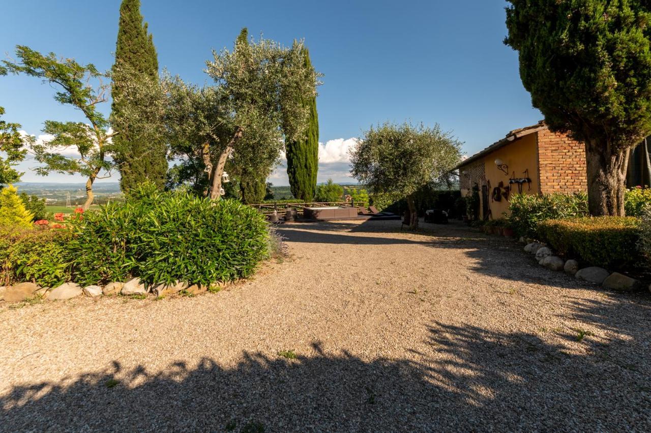 Il Leccio - Casa Toscana San Gimignano Gambassi Terme Exterior photo